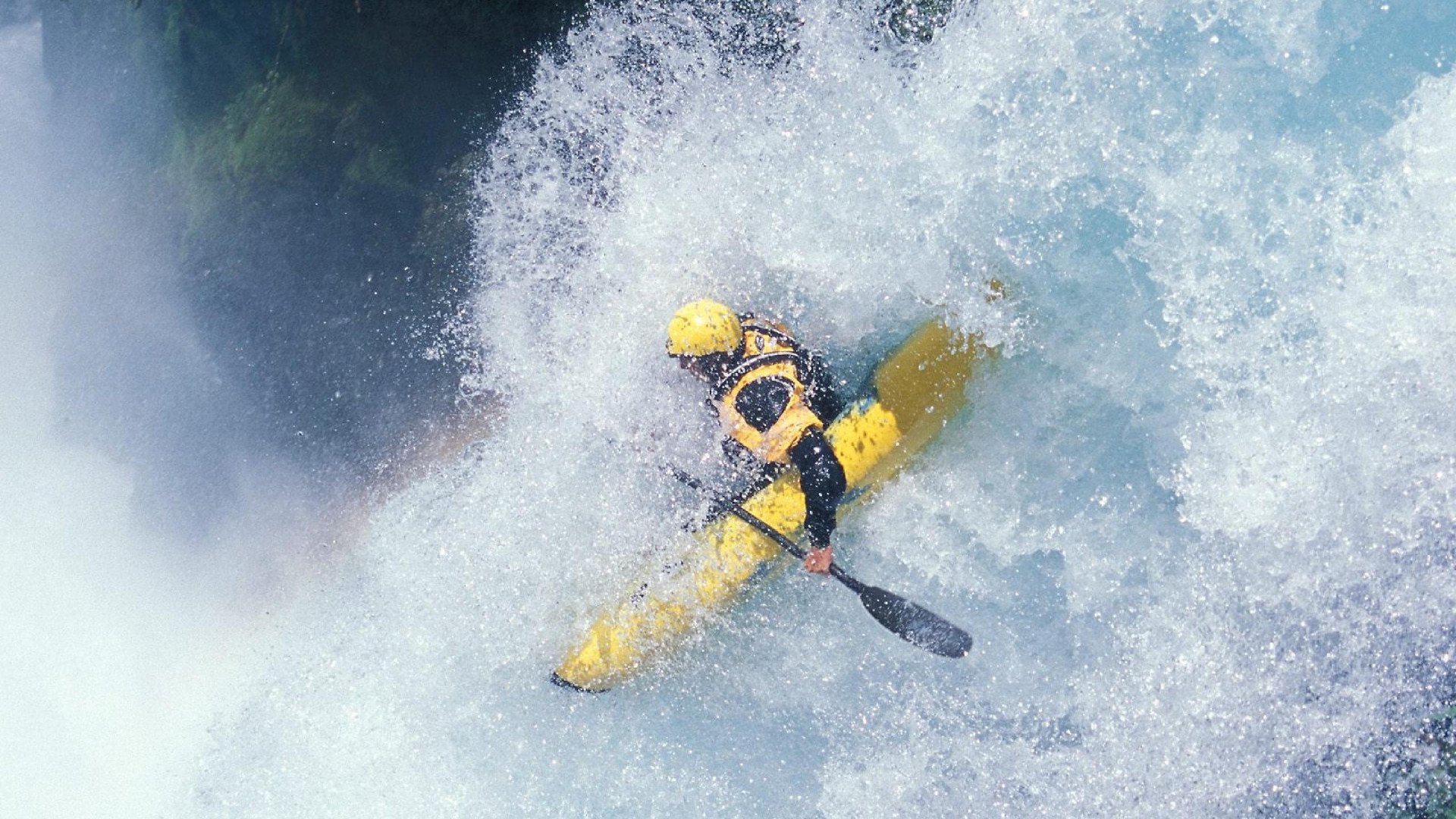 拉尼·帕利斯特冲刺瞬间吸引全场目光,帕尼尼利拉德